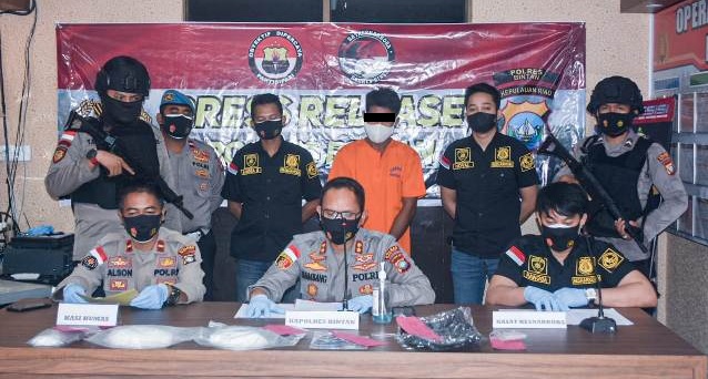 Bawa Sabu dan Pil Ekstasi dari Malaysia, PMI Ilegal Ditangkap di Pelabuhan Tikus Bintan